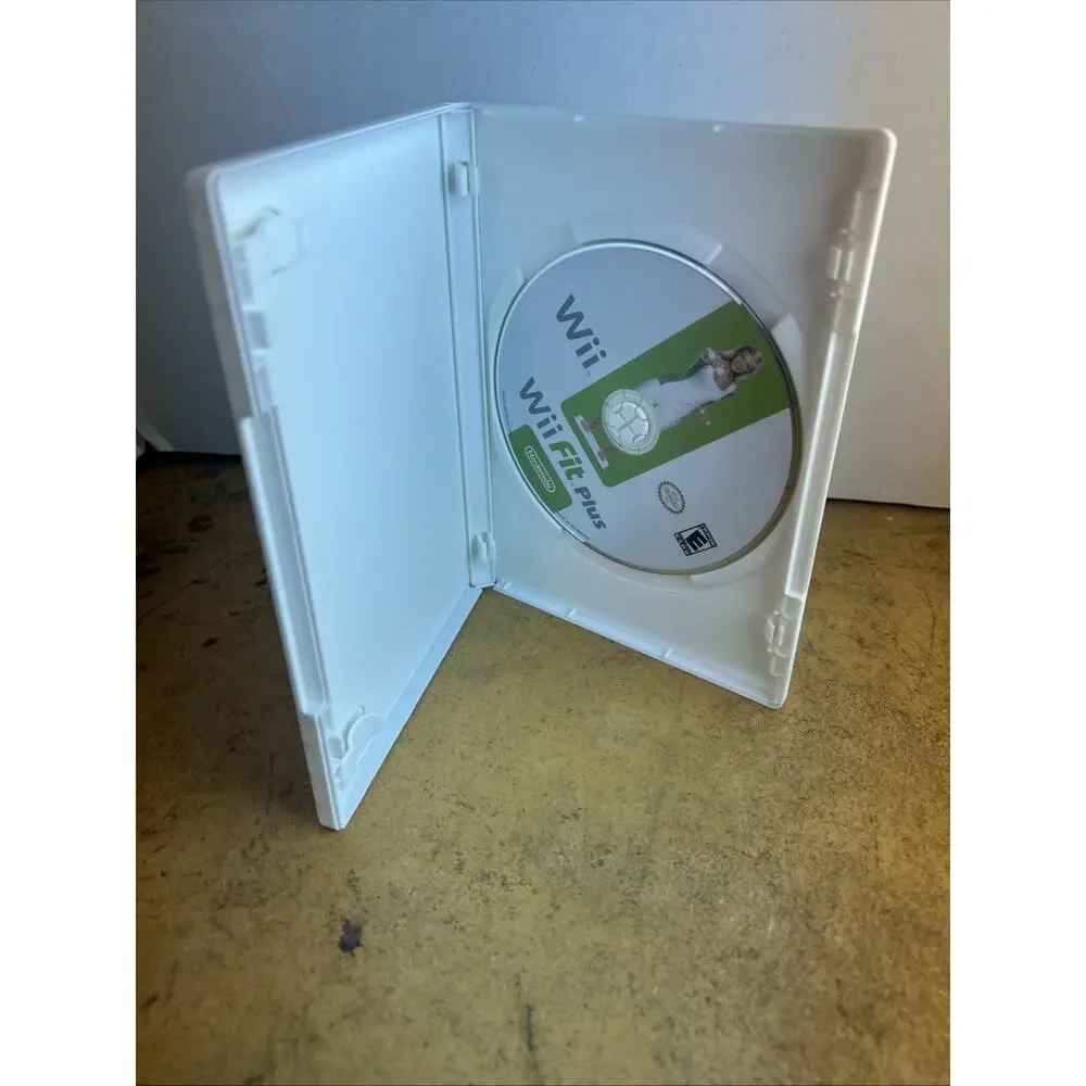 Wii Fit Plus Nintendo Wii Fitness Exercise Game 2009